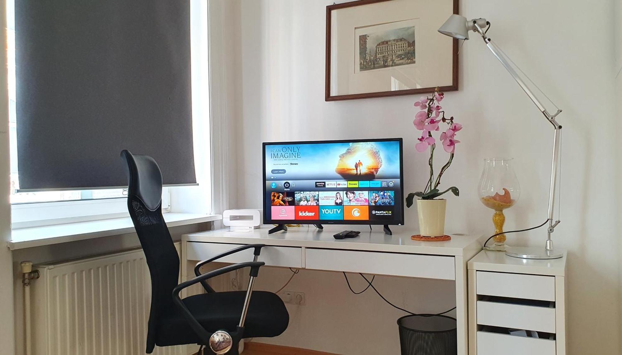 Quiet 2-Room Flat, Walking Distance To City Centre Bécs Kültér fotó